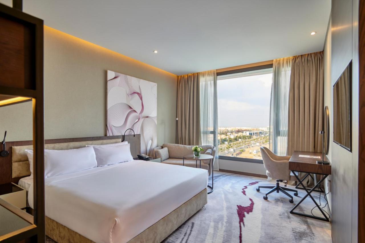 Crowne Plaza - West Cairo Arkan By Ihg 6th of October City ภายนอก รูปภาพ Deluxe room