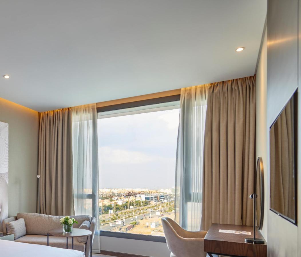Crowne Plaza - West Cairo Arkan By Ihg 6th of October City ภายนอก รูปภาพ A room at the hotel